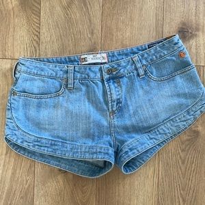 DC Shoes Inc mini jeans shorts